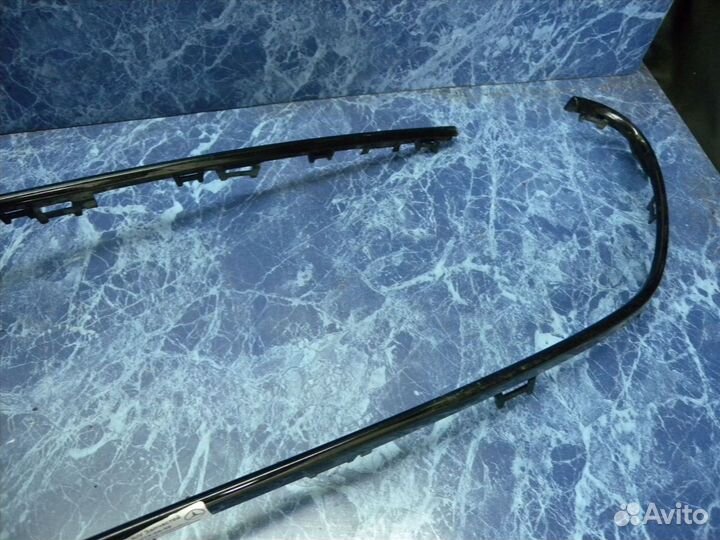 Окантовка решетки радиатора Mercedes W213 W238 C23