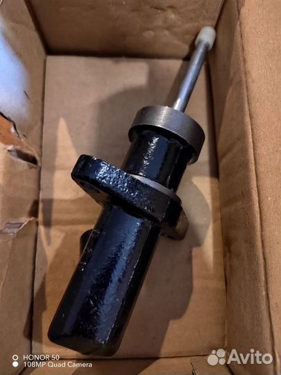 Цилиндр сцепления рабочий BMW 5-series E32/E39/ Z3