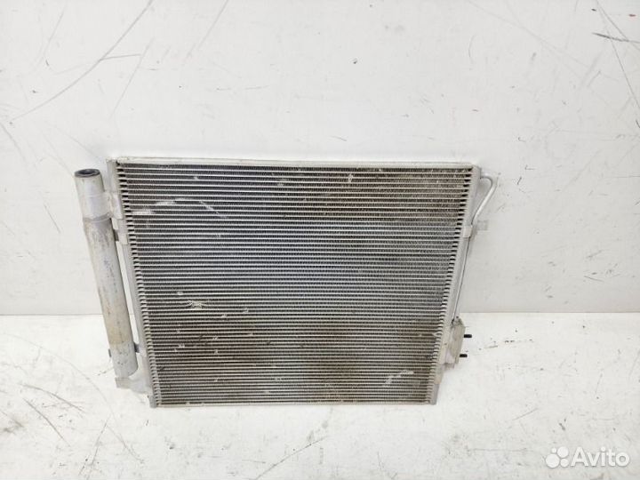 Радиатор кондиционера передний Hyundai Tucson 4