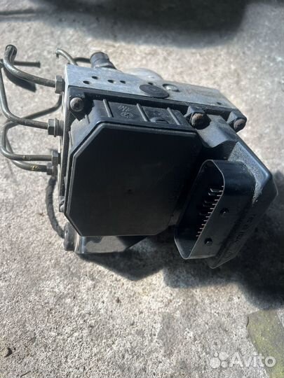 Блок абс е39 005