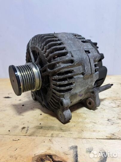 Генератор VW Passat (B6) 2005-2010