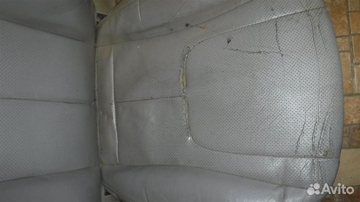 Сиденье переднее левое Geely Emgrand EC7 2009