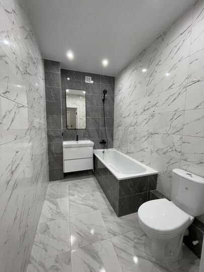 2-к. квартира, 66,8 м², 8/9 эт.