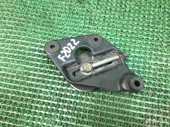 Ролик натяжитель (дополнительный) Mitsubishi