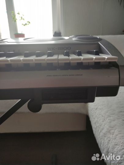 Синтезатор casio wk1800