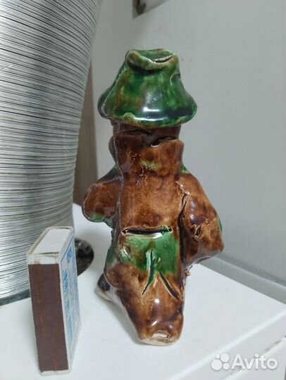 Крокодил гена. Статуэтки и скульптуры. Керамика