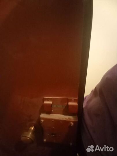 Дверь входная металлическая