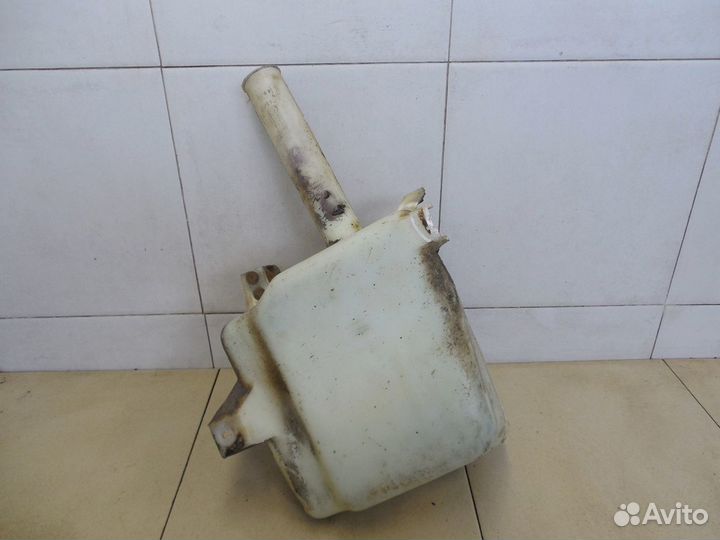 Бачок омывателя лобового стекла Avensis I 1997-200