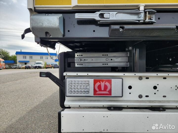 Полуприцеп шторный Krone SDP27, 2023