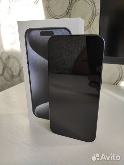 iPhone 15 Pro, 256 ГБ