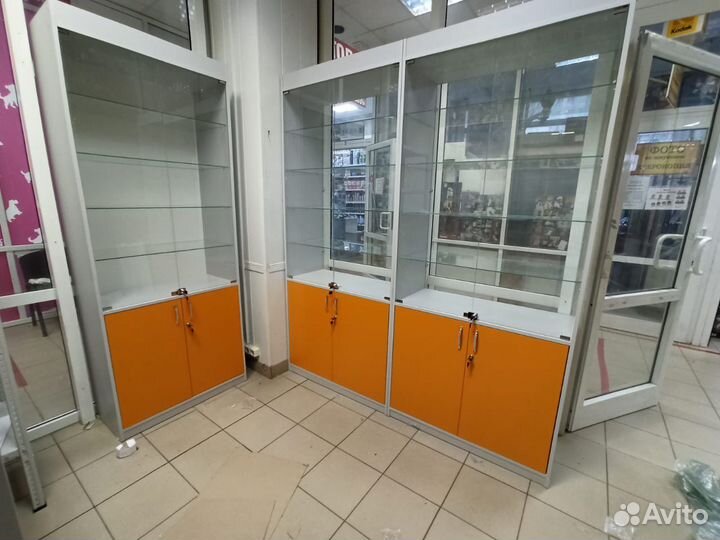 Витрины из лдсп новые
