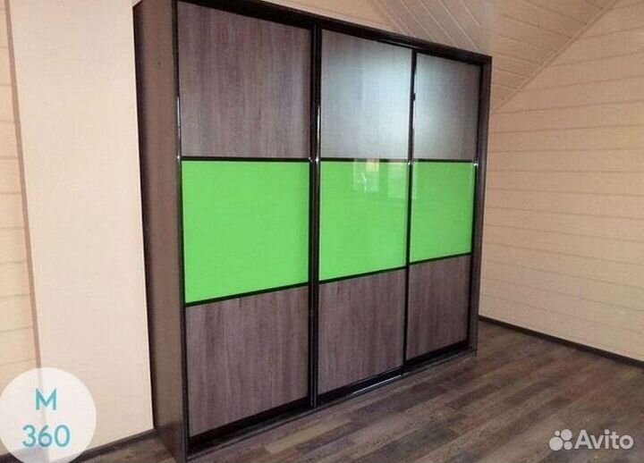 Шкаф купе с зеркалом