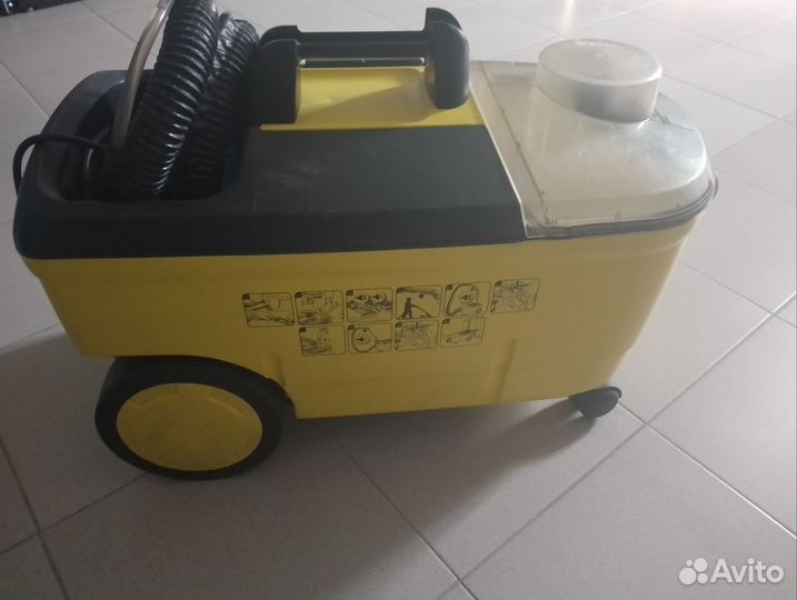 Моющий пылесос Karcher puzzi100