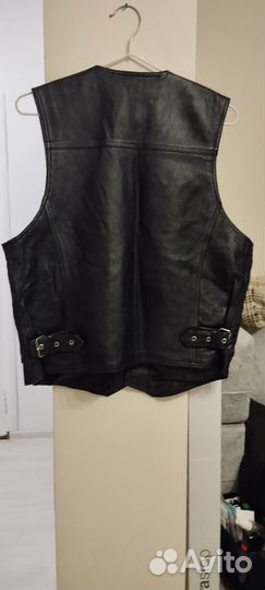 Жилетка кожаная мужская