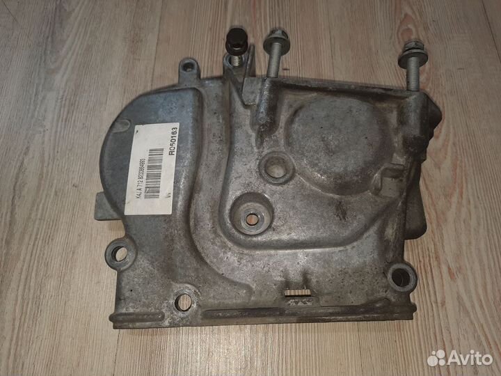 Крышка Кожух ремня грм Renault symbol 2 NEW 08