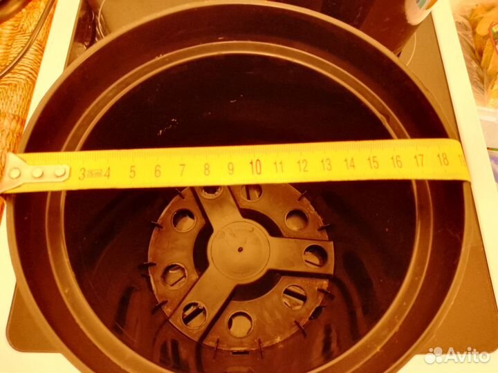 Горшки технические, большие и маленькие