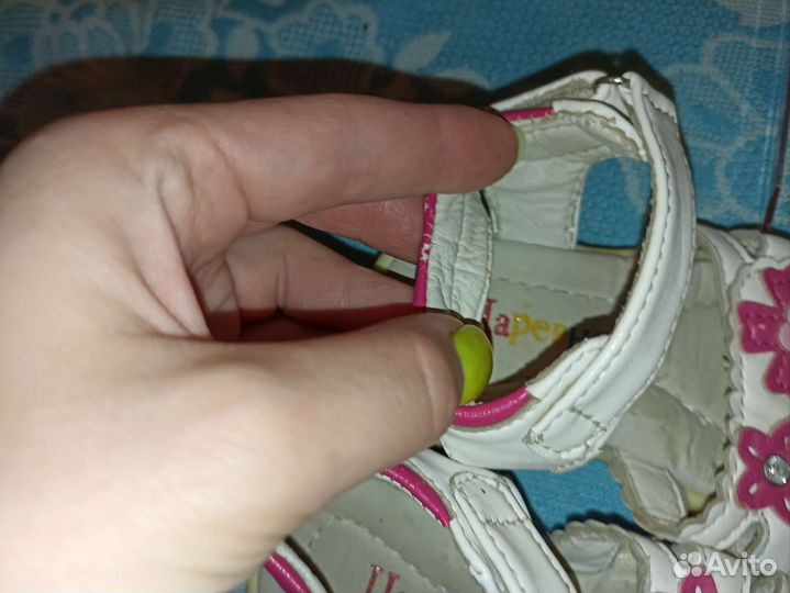 Босоножки для девочки 22