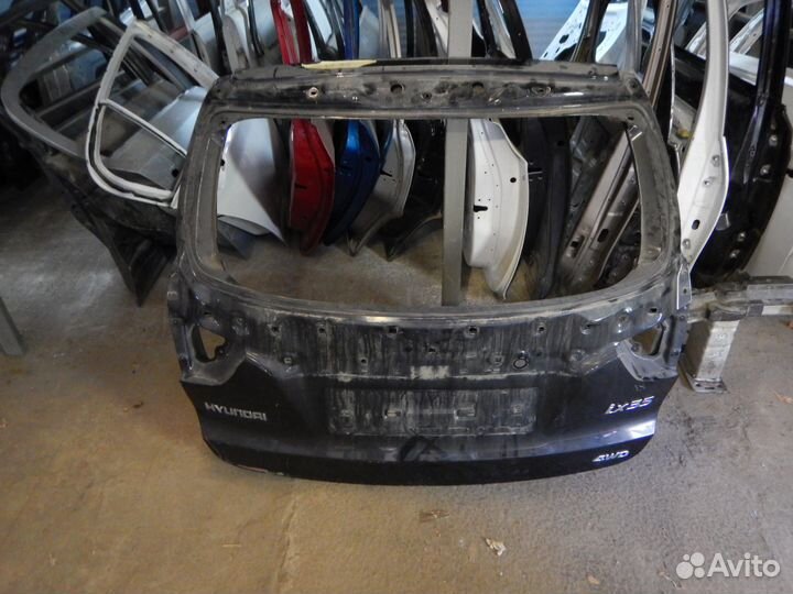 Крышка багажника Hyundai ix35