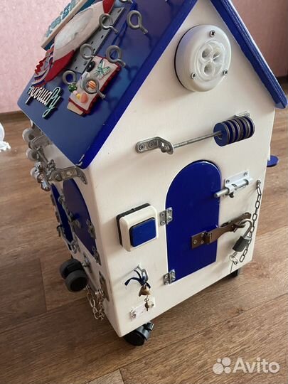 Бизиборд домик со светом большой