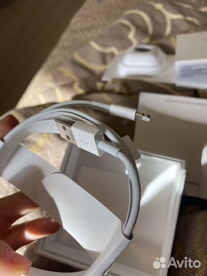 Зарядное устройство для iPhone