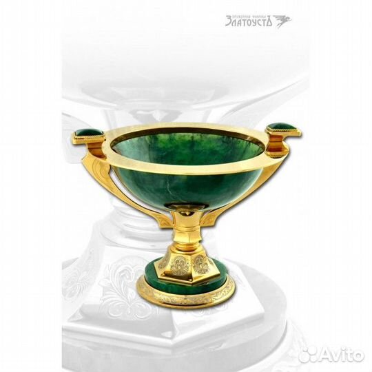 Ваза для фруктов из нефрита