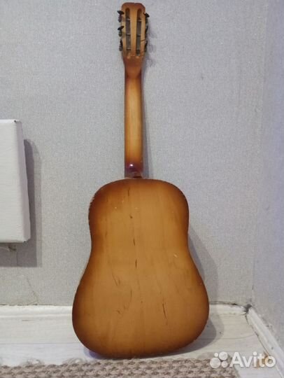 Гитара 6 струнная