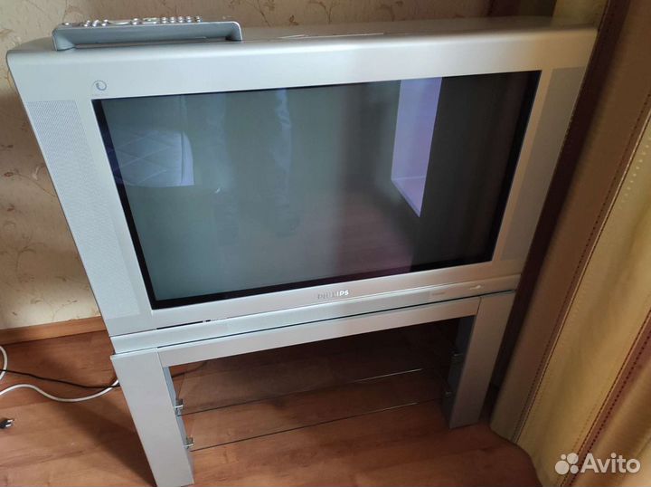 Телевизор Philips 32PW9528/12 с тв подставкой