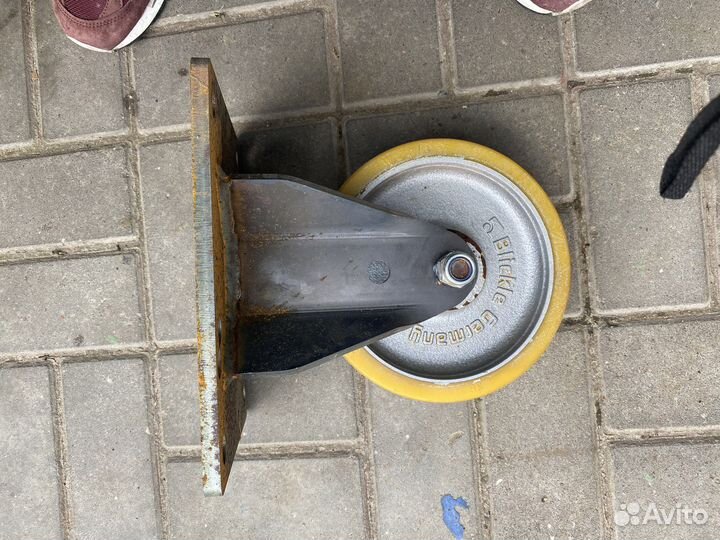 Колесная опора, колесо для отктных ворот