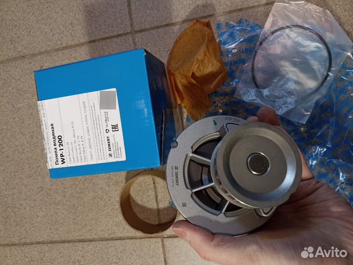 Помпа водяная Opel Astra,Corsa, Meriva, Vectra