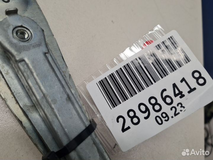 Стеклоподъемник задний левый Lexus RX XU30 2003-20