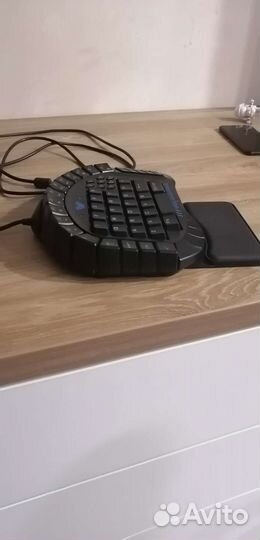 Игровая механическая клавиатура