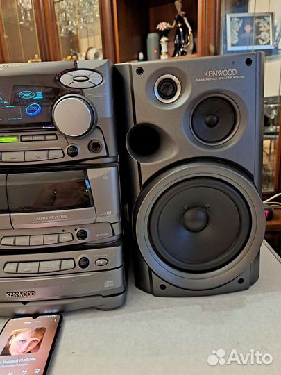 Музыкальный центр kenwood.звук бомба