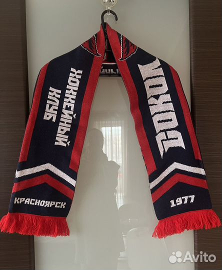 Шарф болельщика хоккейного клуба Сокол