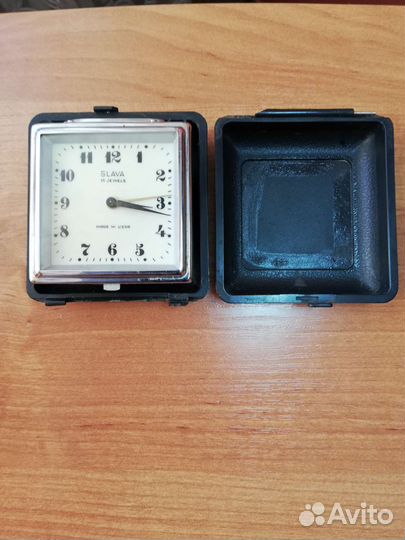 Часы-будильник дорожные Slava, СССР