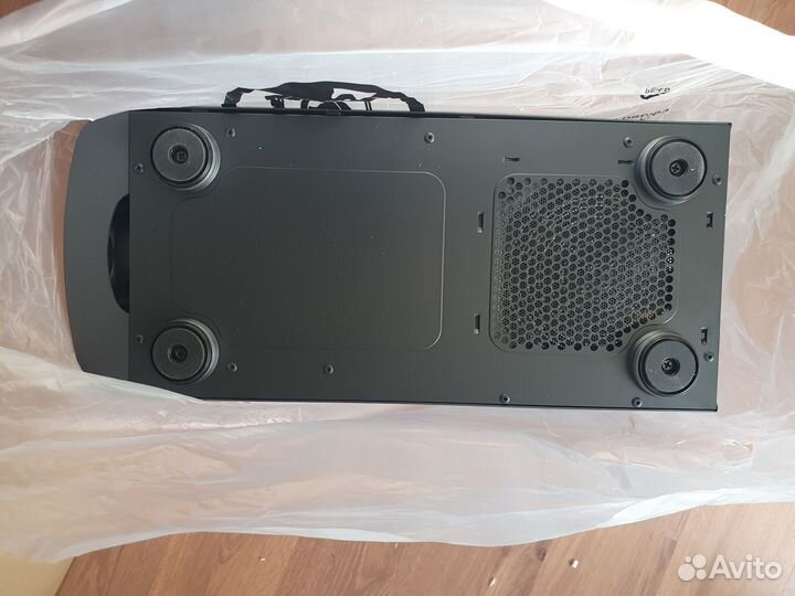 Корпуса Inwin, Aerocool новые