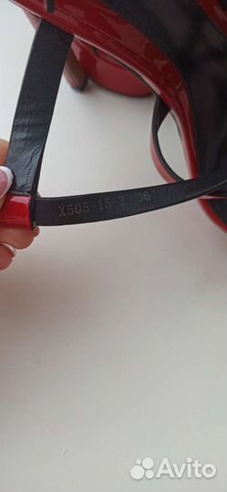 Босоножки Basconi 36 размер новые