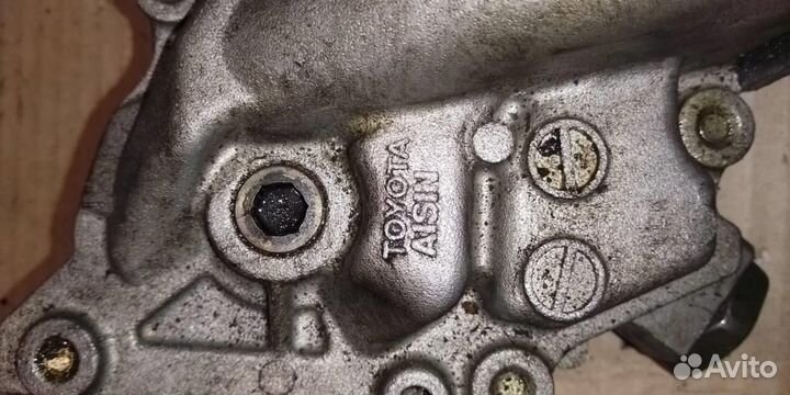 Насос масляный toyota Camry V50 2011-2014