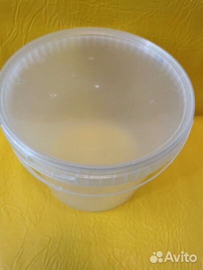 Ведро пластиковое с крышкой 5 литров