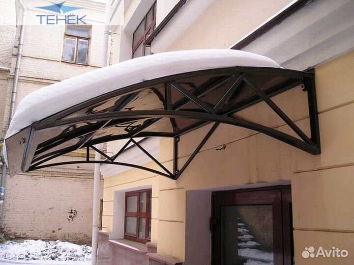 Козырек над дверью