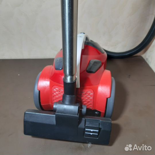 Пылесос Hoover Sprint Evo tsbe 1401 019