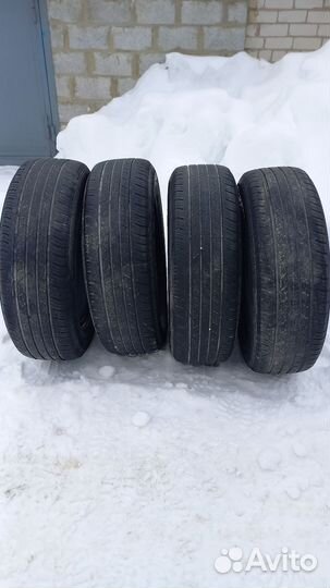 Dunlop Grandtrek ST30 225/65 R17 102H