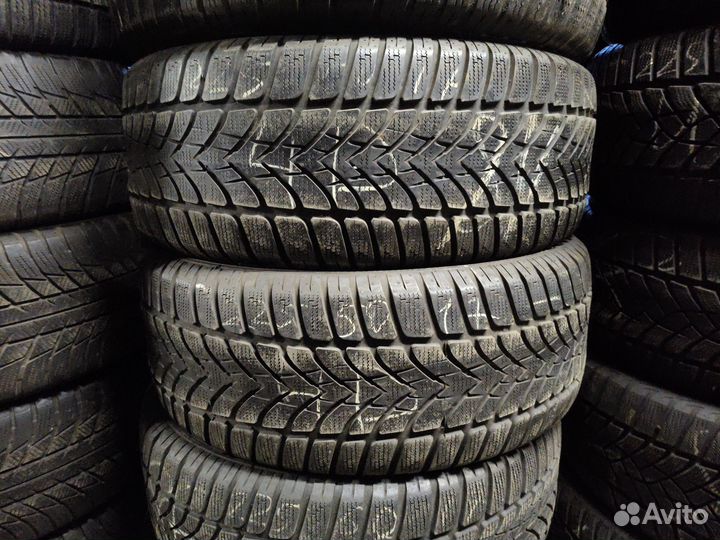 Dunlop SP Winter Sport 4D 225/50 R17 Y