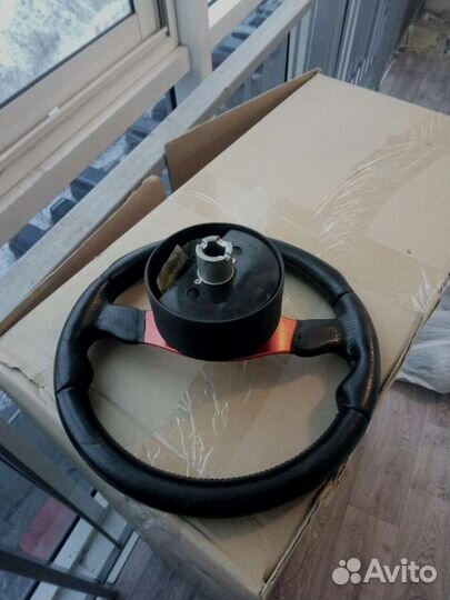 Спортивный руоь momo Race