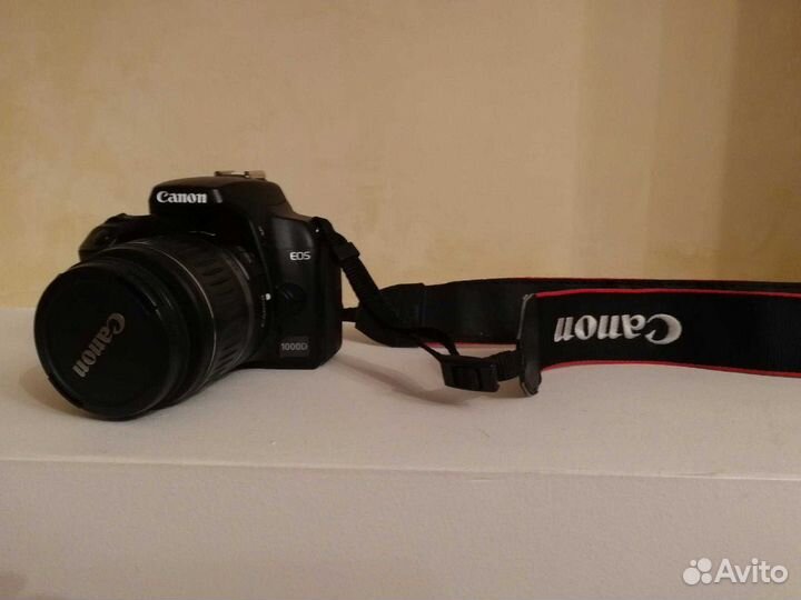 Фотоаппарат Canon 1000d