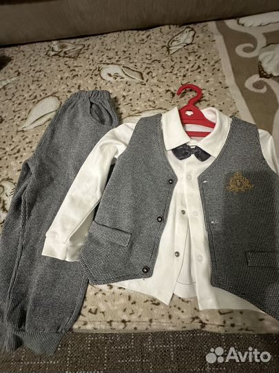 Костюмна мальчика тройка