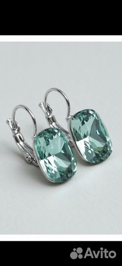 Серьги разные цвета