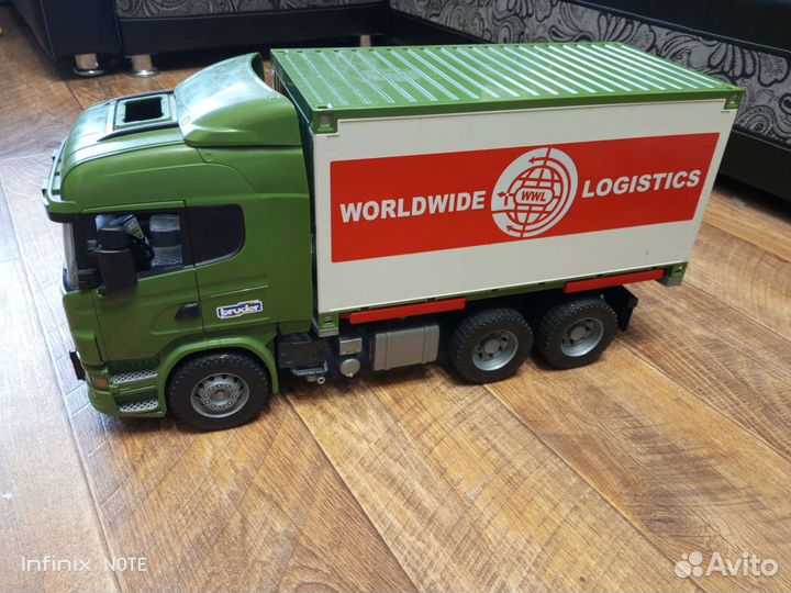 Bruder грузовик