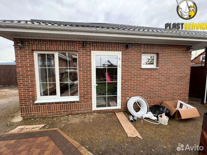 Входные пластиковые двери