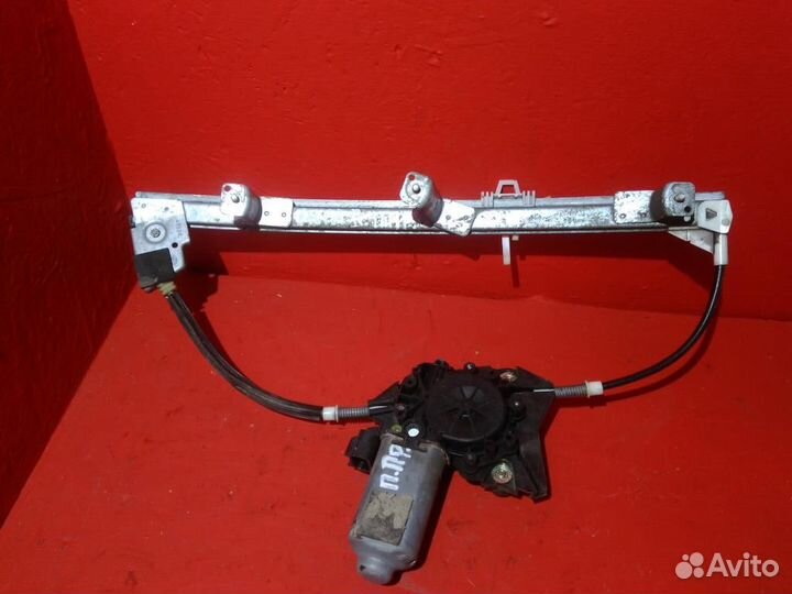 Стеклоподъемник передний правый Альфа Ромео 156