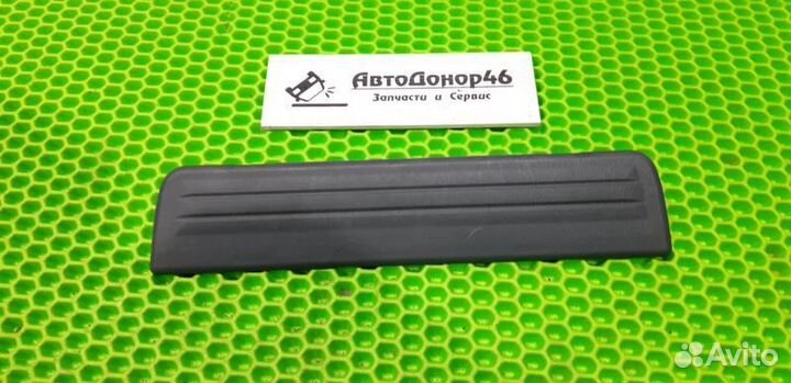 Накладка на порог задней правой двери Almera B10